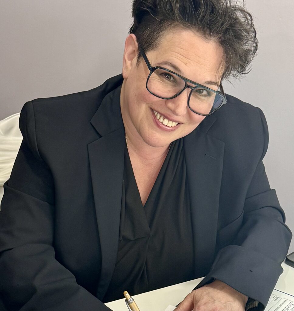 Elana Harte (she/her)